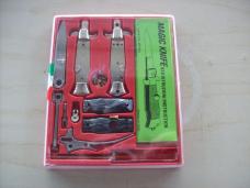 Italian Magic Knife Switchblade Kit Complete with Instructions UNUSED W/Plastic Case Italian Magic Knife Switchblade Kit Complete with Instructions UNUSED W/Plastic Case