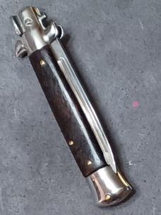 8" Italian stiletto knife. 8" Italian stiletto knife.