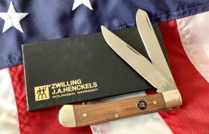 Vintage J A Henckels Trapper (HK5-GSW) Pocket Knife w/ GunStock Walnut Handles -COA & Orig Box