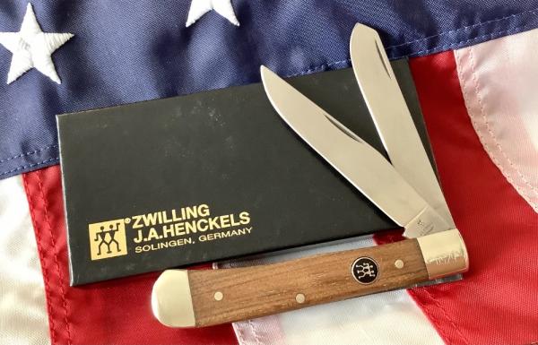 Vintage J A Henckels Trapper (HK5-GSW) Pocket Knife w/ GunStock Walnut Handles -COA & Orig Box Vintage J A Henckels Trapper (HK5-GSW) Pocket Knife w/ GunStock Walnut Handles -COA & Orig Box