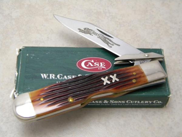 Case XX USA 2002 Dark Amber Bone 6111 1/2 Cheetah Lockback Knife