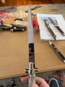 13” Stunning Pearl Swedge Picklock