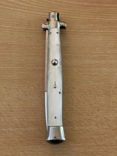 13” Stunning Pearl Swedge Picklock