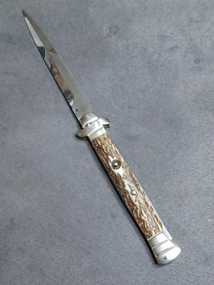 11" AGA Campolin Lock Back Stiletto. Stag Horn. 