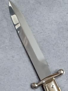 9" AGA Campolin Swinguard. Ram Horn. 