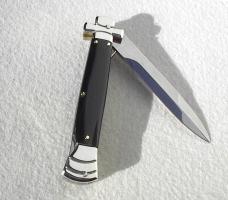 NEW A.G.A. CAMPOLIN 9" MALTESE BRAZILIAN HORN MODIFIED BAYONET BLADE NICKEL SILVER BOLSTERS W/POUCH NEW A.G.A. CAMPOLIN 9" MALTESE BRAZILIAN HORN MODIFIED BAYONET BLADE NICKEL SILVER BOLSTERS W/POUCH