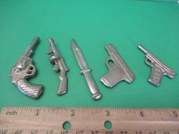 Vintage 1950's Die Cast Gun & Knife Toys Vintage 1950's Die Cast Gun & Knife Toys