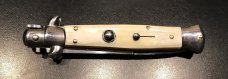 NEW - Italian 9" Stiletto, Honey Horn Scales NEW - Italian 9" Stiletto, Honey Horn Scales