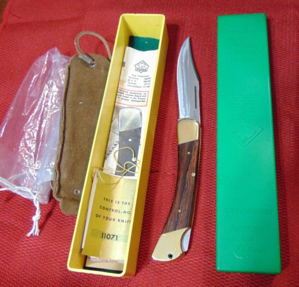 MINT CONDITION VINTAGE IN BOX WITH LEATHER POUCH AND ALL PAPERS PUMA 970 PLAINSMAN 1970