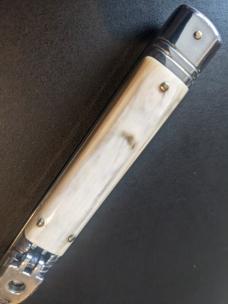 G.O.M. Slimline Leverlock 20cm - 8” Blonde Honey Horn... Snappy and Rare! 