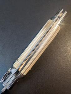 G.O.M. Slimline Leverlock 20cm - 8” Blonde Honey Horn... Snappy and Rare! 