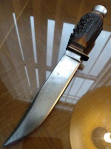 SUPER KNARLY STAG HANDLE ON SHEATH KNIFE