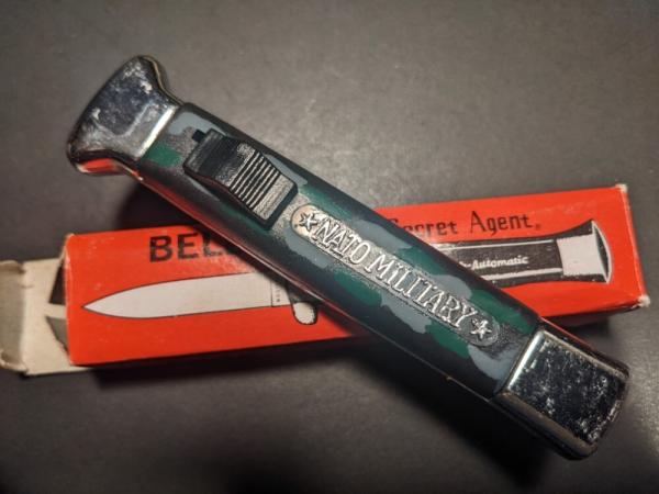 Vintage BELL Secret Agent OTF Switchblade Knife