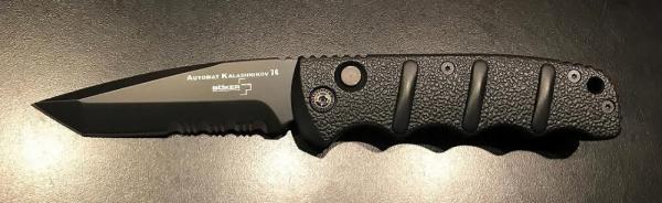 Mint BÖKER Kalashnikov Black Tanto Mint BÖKER Kalashnikov Black Tanto