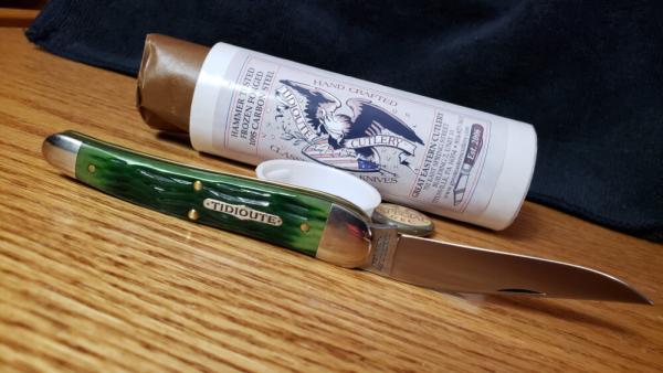 Great Eastern Cutlery 381117 Tractor Green Jigged Bone "38 Special" New in Tube W/Button, Wax Paper.