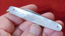 MINT CONDITION CASE XX USA STAINLESS 82053 SHAD WITH BAIL 1964-1969 IN HARDWARE STORE CASE BOX MINT CONDITION CASE XX USA STAINLESS 82053 SHAD WITH BAIL 1964-1969 IN HARDWARE STORE CASE BOX