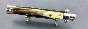Italian 13 inch stunning horn swivel 