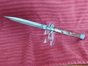 FRANK B BEAUTIFUL WOOD 11 INCH