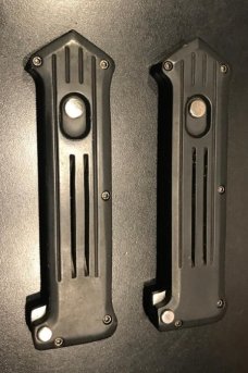 Pair of Joker-Style OTF Knives Pair of Joker-Style OTF Knives