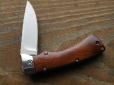 C. Jul (Julius) Herbertz , Solingen, Germany Leverlock Switchblade 