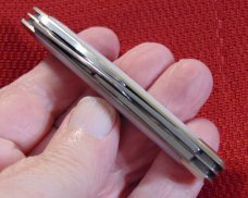 MINT CONDITION ROBT KLAAS SOLINGEN GERMANY GENUINE PEARL #1747XIX CONGRESS 1970'S
