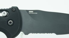 Benchmade Auto Triage 9160SBK Auto Open N680 Bohler Steel Tanto Serrated Blade  New w/Original Box