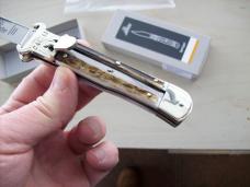 Hubertus Knife Shellpuller Patronenzieher Solingen Germany Large Size 11 UNUSED NIB. Hubertus Knife Shellpuller Patronenzieher Solingen Germany Large Size 11 UNUSED NIB.
