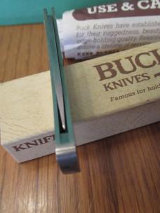 Buck Metal Handle Lock Back Gent Model # 525 Buck Metal Handle Lock Back Gent Model # 525