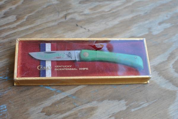 Case XX USA 5 Dot Sod Buster KY Bicentennial 1974 Mint In Original Box Green Handles Etched Blade Case XX USA 5 Dot Sod Buster KY Bicentennial 1974 Mint In Original Box Green Handles Etched Blade