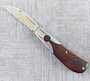 Cosimo Benedetto Swayback Slipjoint...Keyhole..Rwl34...3 5/8" closed...Desert Ironwood...coa & slip 