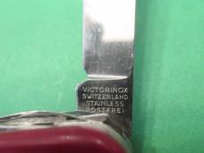 Victorinox Swiss Army EDC 