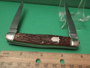 Camillus Brown Jigged Delrin Handle Muskrat Model #20