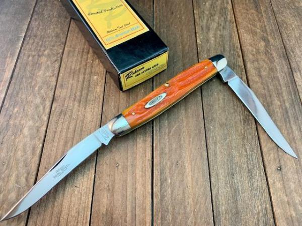 Robeson Pocketeze by Queen Muskrat Autumn Gold Bone D-2 Steel 