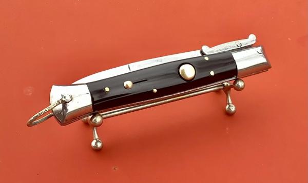 Rizzuto  8.5 inch Brass Button , jet black scales 