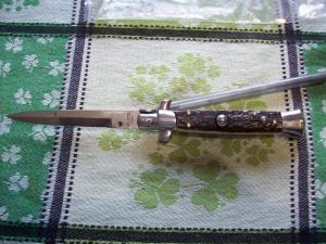 Renzo Beltrame Scarce 8 inch Genuine Stag/Antler Stiletto Bayo Swivel Bolster Brand New