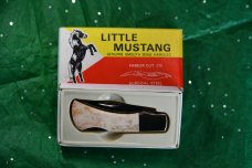 Little Mustang smooth bone handles (Parker Cut) 1980's Wildlife Series