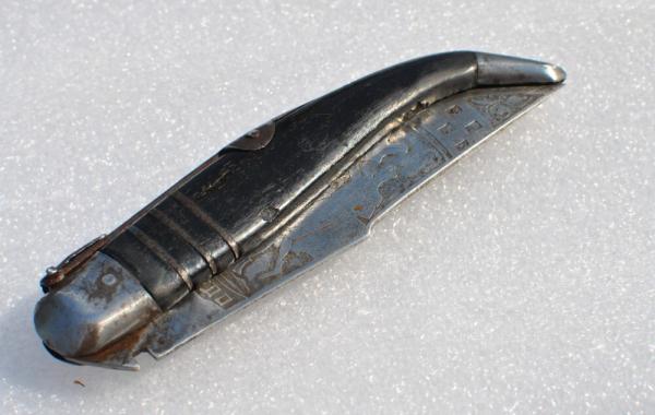 Navaja Andalusian Style Fighting Knife Horn5 1/4" Closed No Liner Early Engraved Blade Both Sides Navaja Andalusian Style Fighting Knife Horn5 1/4" Closed No Liner Early Engraved Blade Both Sides