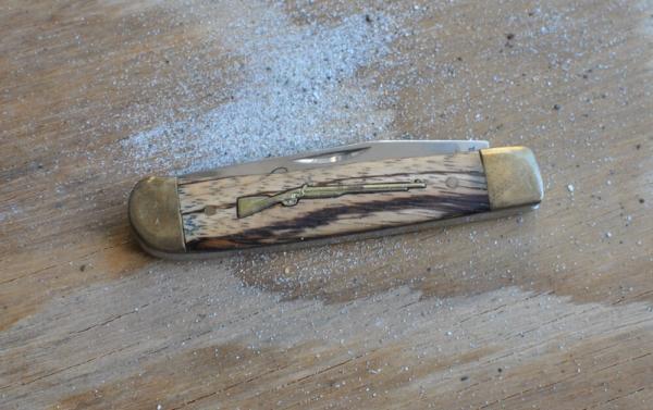 Camillus Charlton Heston Past President NRA Commemorative 3 1/2" Folder Mint Oak Handles  