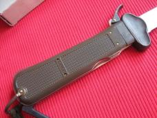 Vintage Large Size BUND German Luftwaffe PARATROOPER Gravity Knife - MINT IN BOX !
