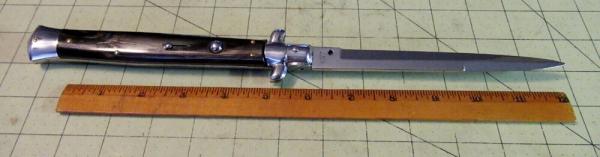Vintage 13" Stiletto, Buffalo Horn Scales Vintage 13" Stiletto, Buffalo Horn Scales