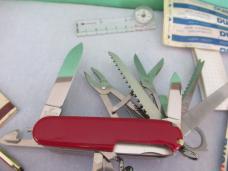 Victorinox Swiss Champ Survival Kit 