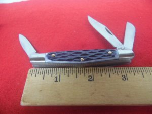 RIDGE RUNNER PURPLE BONE 3-1/2" CLOSED STOCKMAN UNUSED A FEW YEARS OLD