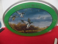 CASE XX 2007 GREEN BONE DUCKS UNLIMITED STOCKMAN IN TIN--FIND ONE IF YOU CAN