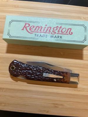 Vintage 1984 USA Remington Bullet Folding knife R1303