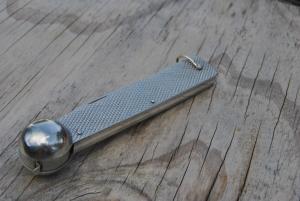 Luna Italy Fishing Knife 50's-60's Mint Mirror polished Aluminum Waffle Handles Measure Tape In Ball