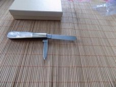 Never Used Burnt Chimney pearl Barlow Knife-Germany