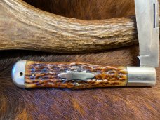 Vintage Winchester, Trademark, USA., 1920 Folding Hunter Knife, Jigged Bone Scales, 5 3/8 Vintage Winchester, Trademark, USA., 1920 Folding Hunter Knife, Jigged Bone Scales, 5 3/8