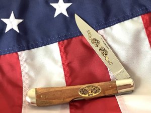 Vintage Ka-Bar 5 1/2” Single Blade Banana Locking Trapper Knife w/ Wood Handles -NOS & NM