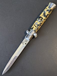 SKM Bumble Bee 23cm 9" NOS Bayonet Auto SKM Bumble Bee 23cm 9" NOS Bayonet Auto