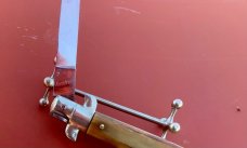 Italian Coricama 9 inch swivel release 